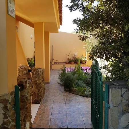 Villino Mari Pintau Vacation Ever Сasa de vacaciones